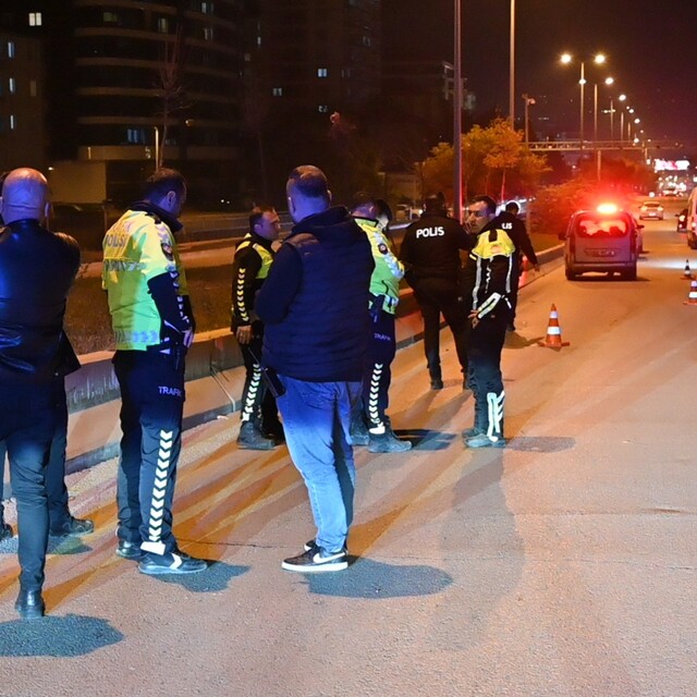 Kırıkkale'de hafif ticari aracın çarptığı yaya öldü