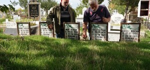 Erciş depreminde yakınlarını kaybeden Koçak kardeşler o günü unutamıyor