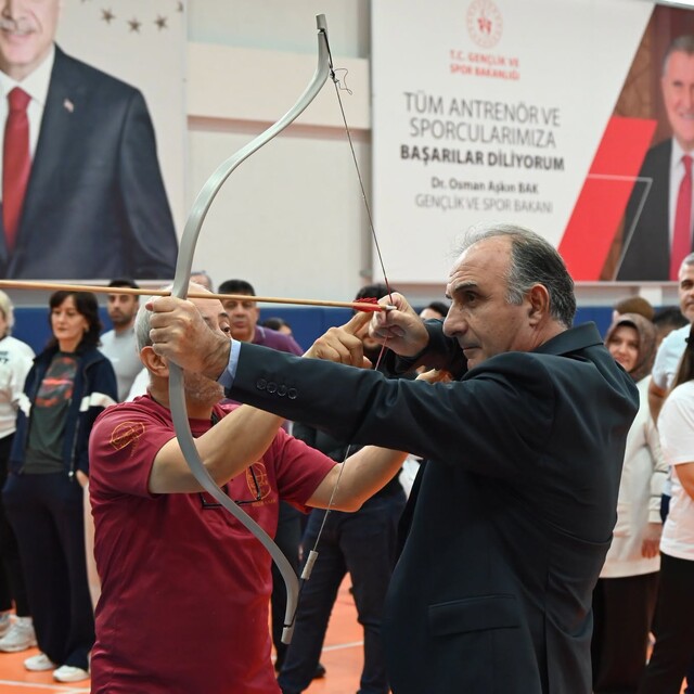 Edirne'de spor faaliyetleri ve okçuluk eğitmen eğitimleri incelendi