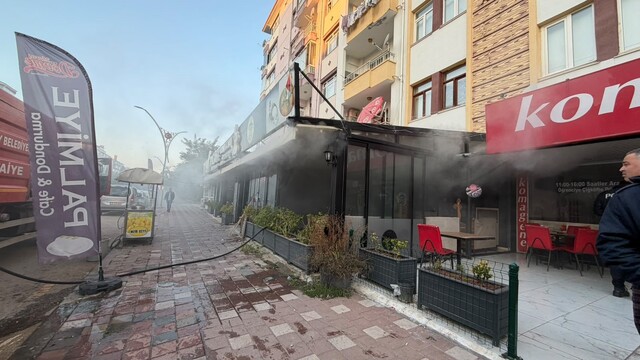 Yozgat'ta iş yerinde çıkan yangın büyümeden söndürüldü