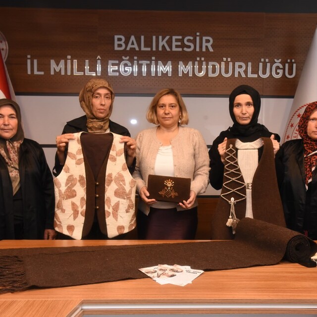 Aba-Şayak Dokumaları, Balıkesir Pullusu ve Gönen İğne Oyası üretimle gelece...