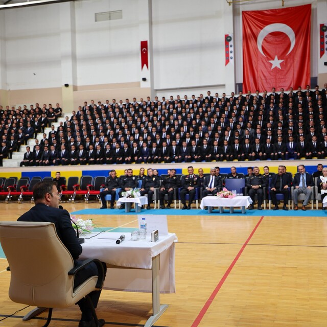 Niğde Valisi Akmeşe, POMEM öğrencileriyle buluştu