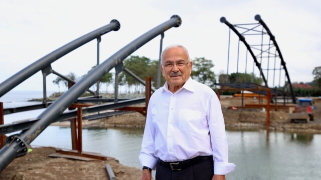 Başkan Güler: "Ordu'ya yeni bir çekim merkezi kazandırıyoruz"
Kordon Park'ın iki etabını birleştirecek köprüde çalışmalar sürüyor