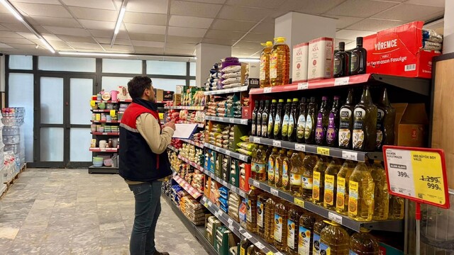 Afyonkarahisar'da market fiyatları TÜFİS kapsamında takip edildi