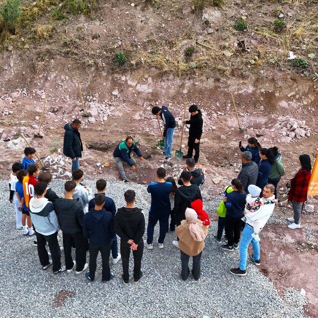 Kayseri Büyükşehir'den yeşil seferberlik: Bin 150 fidan toprakla buluştu