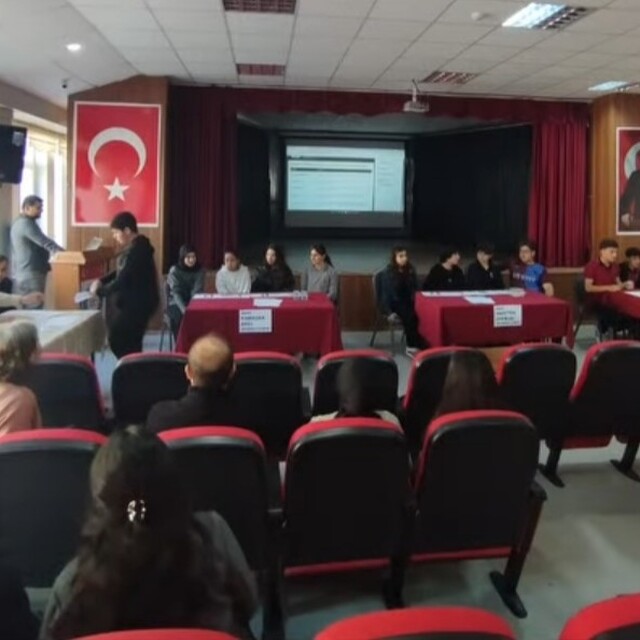 Andırın'da doğa bilincine eğitim desteği: Liseler arası çevre yarışmasıyla...