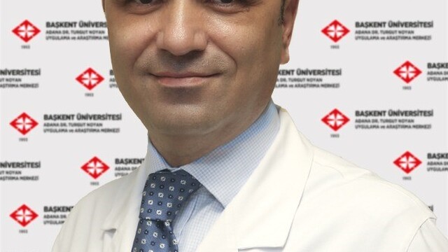 Uzmanından kadınlara meme kanserinde 'Zaman' uyarısı
Doç. Dr. Tevfik Avcı:
"Kanser korkusuyla doktora gitmemek, hastalıkla mücadelede değerli zamanın kaybı"