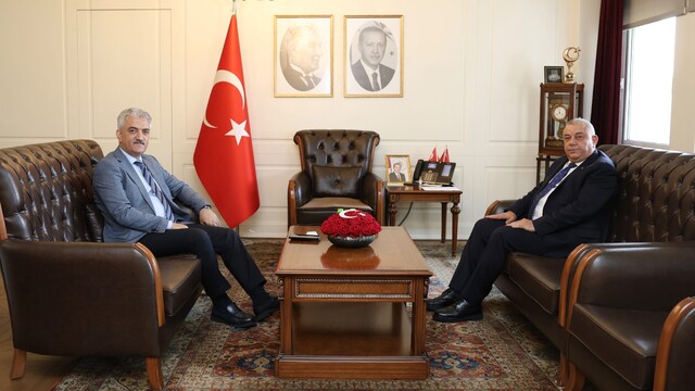 Görev değişimi öncesi veda ziyareti