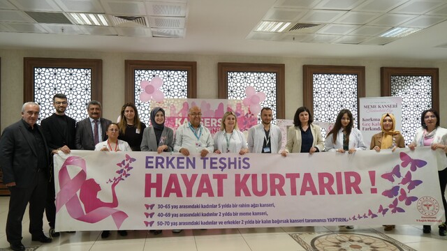 Kastamonu'da meme kanserine karşı erken teşhis çağrısı
Dr. Öğretim Üyesi Zeycan Kübra Cevval: "Meme Kanseri sadece kadınlarda değil, erkeklerde de görülüyor"