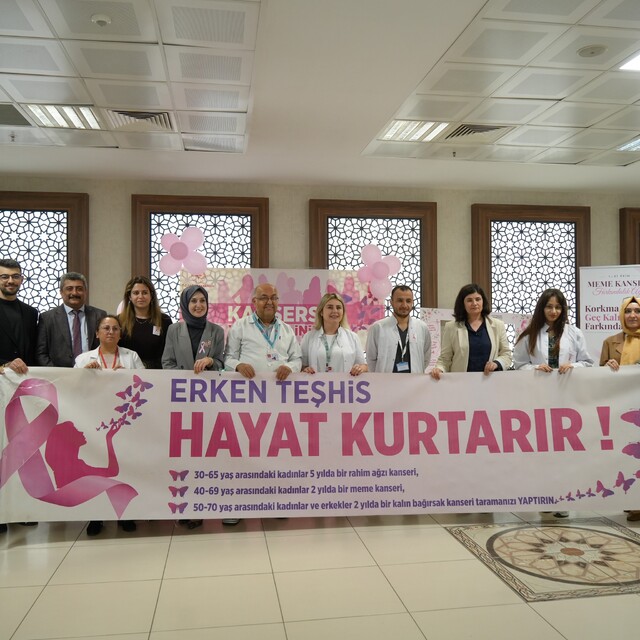 Kastamonu'da meme kanserine karşı erken teşhis çağrısı
Dr. Öğretim Üyesi Ze...