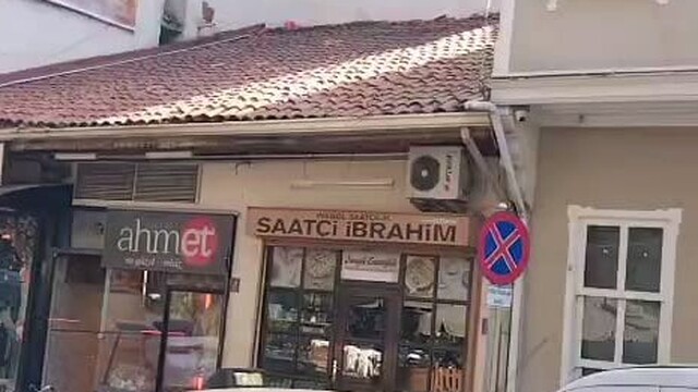İnegöl'de çatıdan düşen 65 yaşındaki usta yaralandı