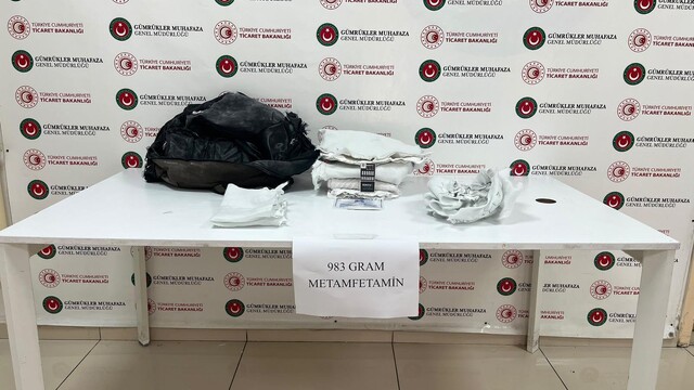 Esendere Gümrük Kapısı'nda 983 gram sentetik uyuşturucu ele geçirildi