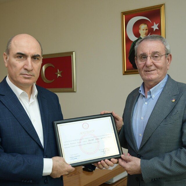 Murzioğlu mazbatasını aldı
