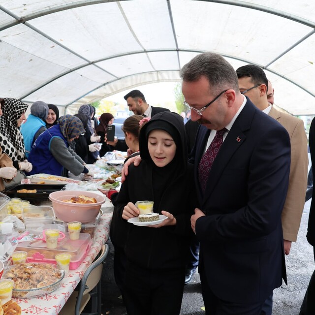 Ardahan'da Gazze yararına kermes düzenlendi