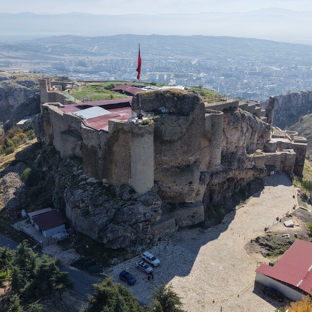 Elazığ'da 940 yıllık cami, restorasyonun ardından ibadete açıldı