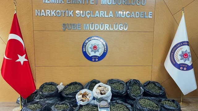 İzmir merkezli uyuşturucu operasyonunda 12 şüpheli yakalandı