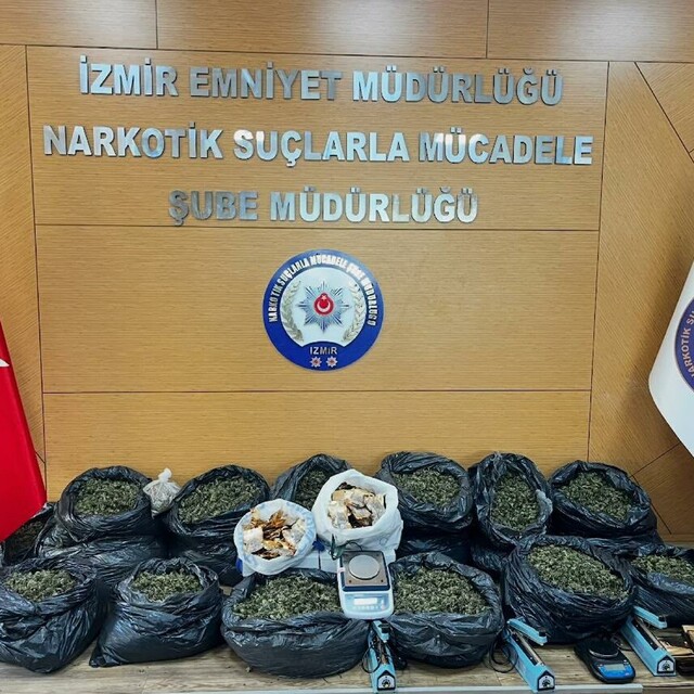 İzmir merkezli 2 ildeki uyuşturucu operasyonunda 12 gözaltı