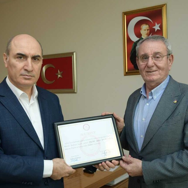 Samsun TSO başkanlığına yeniden seçilen Murzioğlu mazbatasını aldı