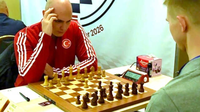 Mersinli milli sporcu Egemen Gülden'den NATO Satranç Şampiyonasında büyük başarı