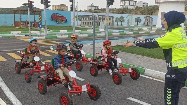 Kilis'te Trafik Eğitim Parkı'nda öğrencilere trafik eğitimi verildi
