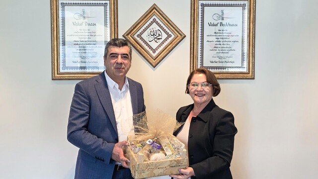 Didim'de vakıflar arazisi için imzalar atıldı
