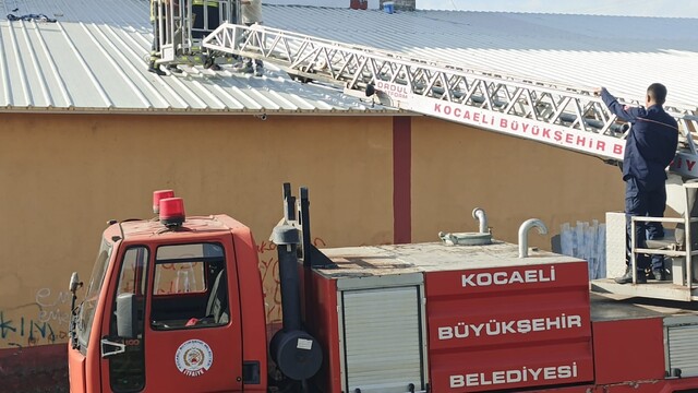 Kocaeli'de elektrik akımına kapılan işçi yaralandı