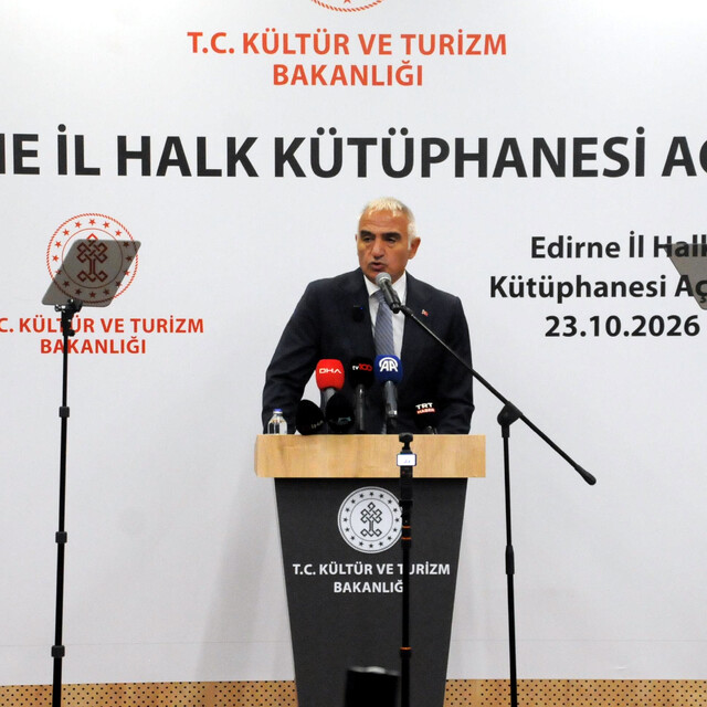 Bakan Ersoy: Kütüphaneleri çoğaltmak, toplumumuzun düşünce dünyasını zengin...