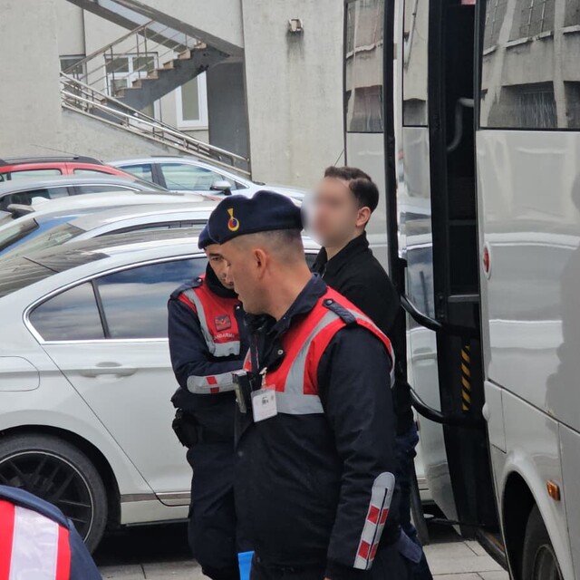 Zonguldak'ta terör örgütü davasında 1'i tutuklu 4 sanığın yargılaması devam...