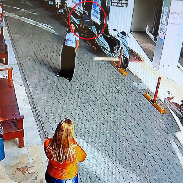 İş hanının dış cephesindeki cam, sokaktaki kadının yanına düştü; o anlar ka...