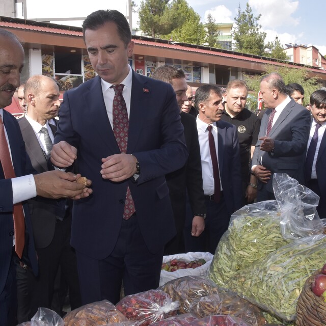 Hizan Karakovan Balı Hasadı Festivali başladı