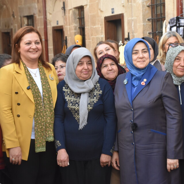 AK Parti Kadın Kolları Başkanı Ercan, Afyonkarahisar Kadın Kolları Danışma...