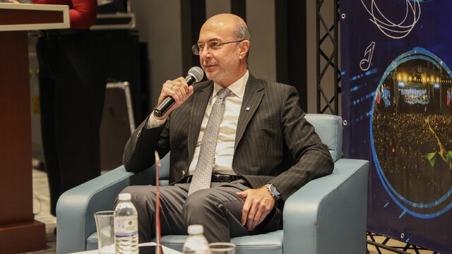 Başkan Pekyatırmacı Gençlik Buluşması'nda üniversiteli gençlerle bir araya geldi