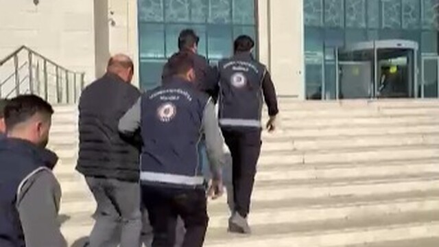 Kırıkkale'de 20 düzensiz göçmen yakalandı