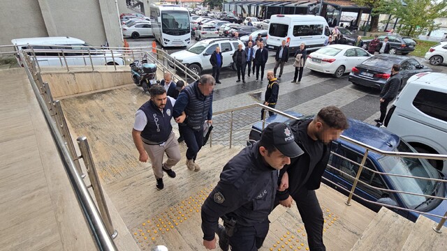 Zonguldak'taki bina çökmesi soruşturmasında 3 şüpheli tutuklandı