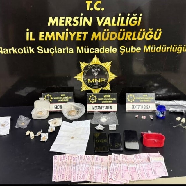 Mersin'de uyuşturucu taciri 5 şüpheli yakalanıp tutuklandı