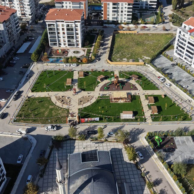 Bu park çocukları tarihte yolculuğa çıkartıyor