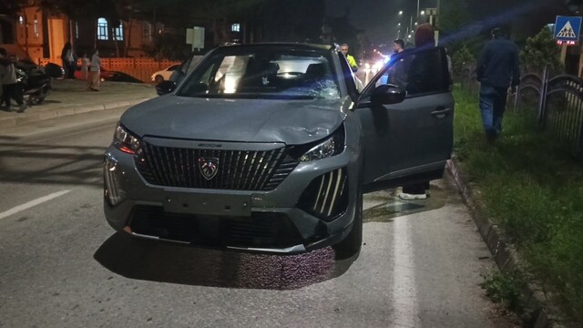 Bafra'da otomobilin çarptığı bisiklet sürücüsü ağır yaralandı