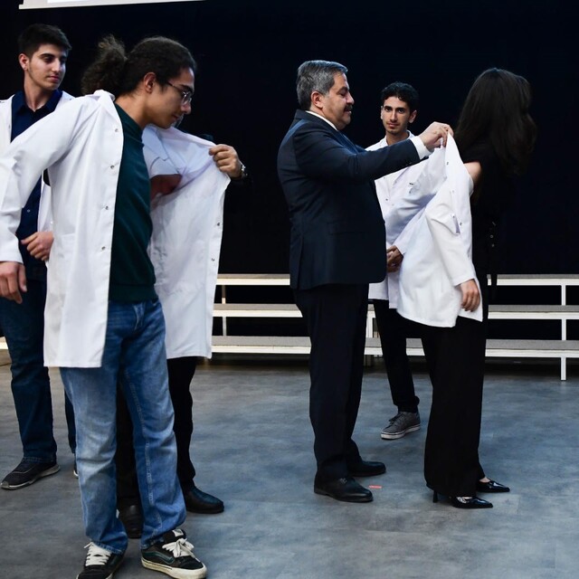 Malatya Turgut Özal Üniversitesi Tıp Fakültesi'nde beyaz önlük heyecanı