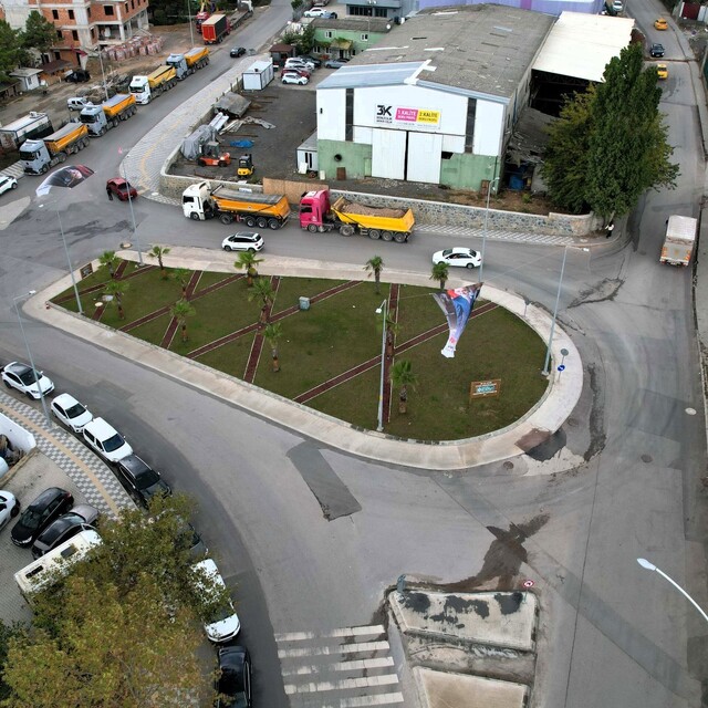 Gebze'de 5 bin ton asfaltla ulaşım ağı yenileniyor