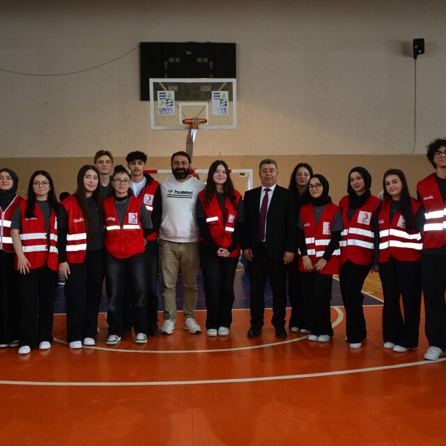 Ordu'da lise öğrencilerinin desteğiyle 235 ünite kan toplandı