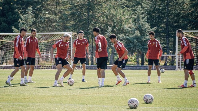 Kayserispor 9. galibiyeti istiyor
Lider, Pendikspor deplasmanına çıkacak
