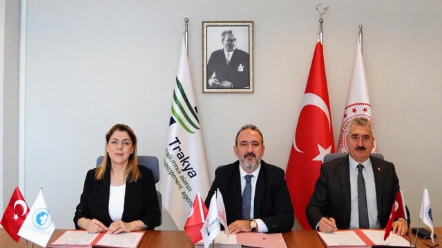 Tekirdağ NKÜ ile Trakya Kalkınma Ajansı arasında eğitim işbirliği protokolü imzalandı