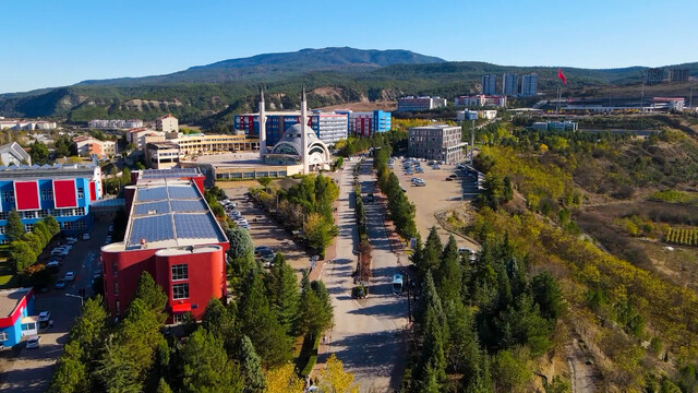 Karabük Üniversitesi, sıfır atık uygulamalarıyla çevreye ve ekonomiye katkı sağlıyor