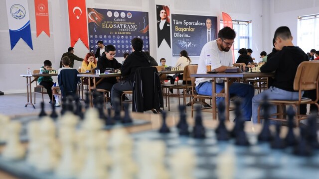 Çameli'de 29 Ekim Cumhuriyet Bayramı ELO Satranç Turnuvası başladı