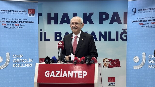 Kılıçdaroğlu: "Gaziantep bizim açımızdan çok önemli bir kent"
Kılıçdaroğlu, Balıklı Parkı'nda esnafı ziyaret etti