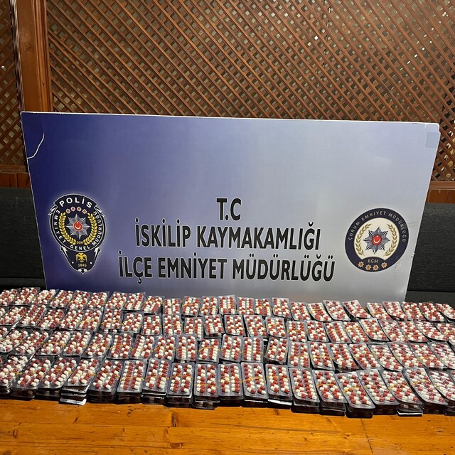 Çorum'da 5 bin 500 uyuşturucu hap ele geçirildi: 2 gözaltı