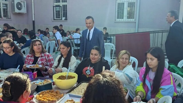 Yenipazar'da minik öğrenciler aynı sofrada buluştu