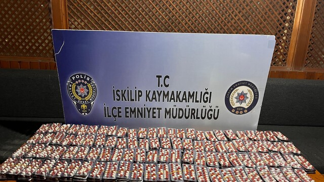 Çorum'da uyuşturucu ticareti yaptığı iddia edilen çift gözaltına alındı