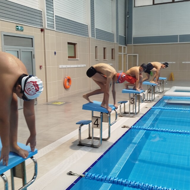 Boyabat'ta 29 Ekim Cumhuriyet Bayramı Yüzme Yarışması düzenlendi