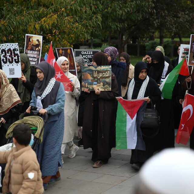 Erzurum'da sağlık çalışanları 154 haftadır Gazze için yürüyor